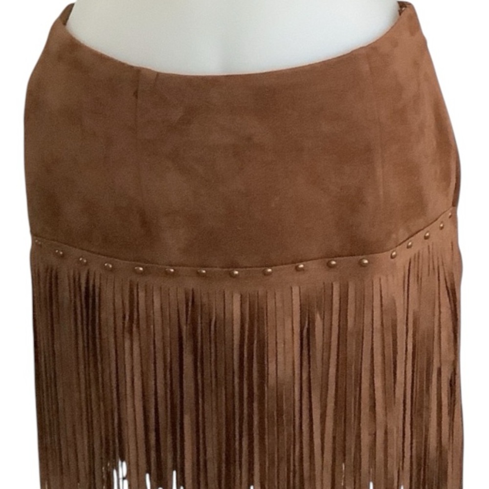 Fornia Women's Faux Suede Fringe Mini Skirt - Picture 5 of 6